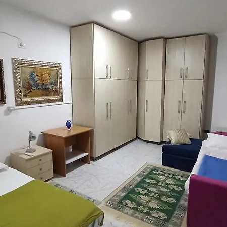 Appartement Astoria *